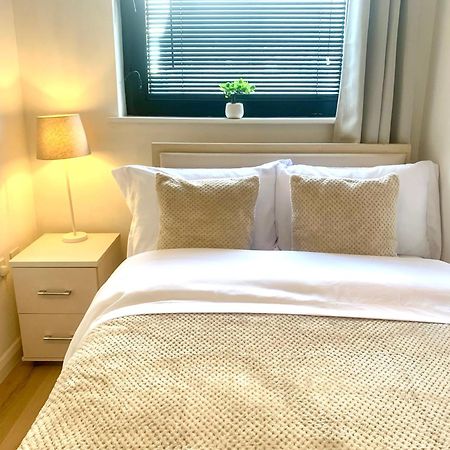 Large Stylish 3 Bedroom City Centre Apartment Free Secure Parking Liverpool Bagian luar foto