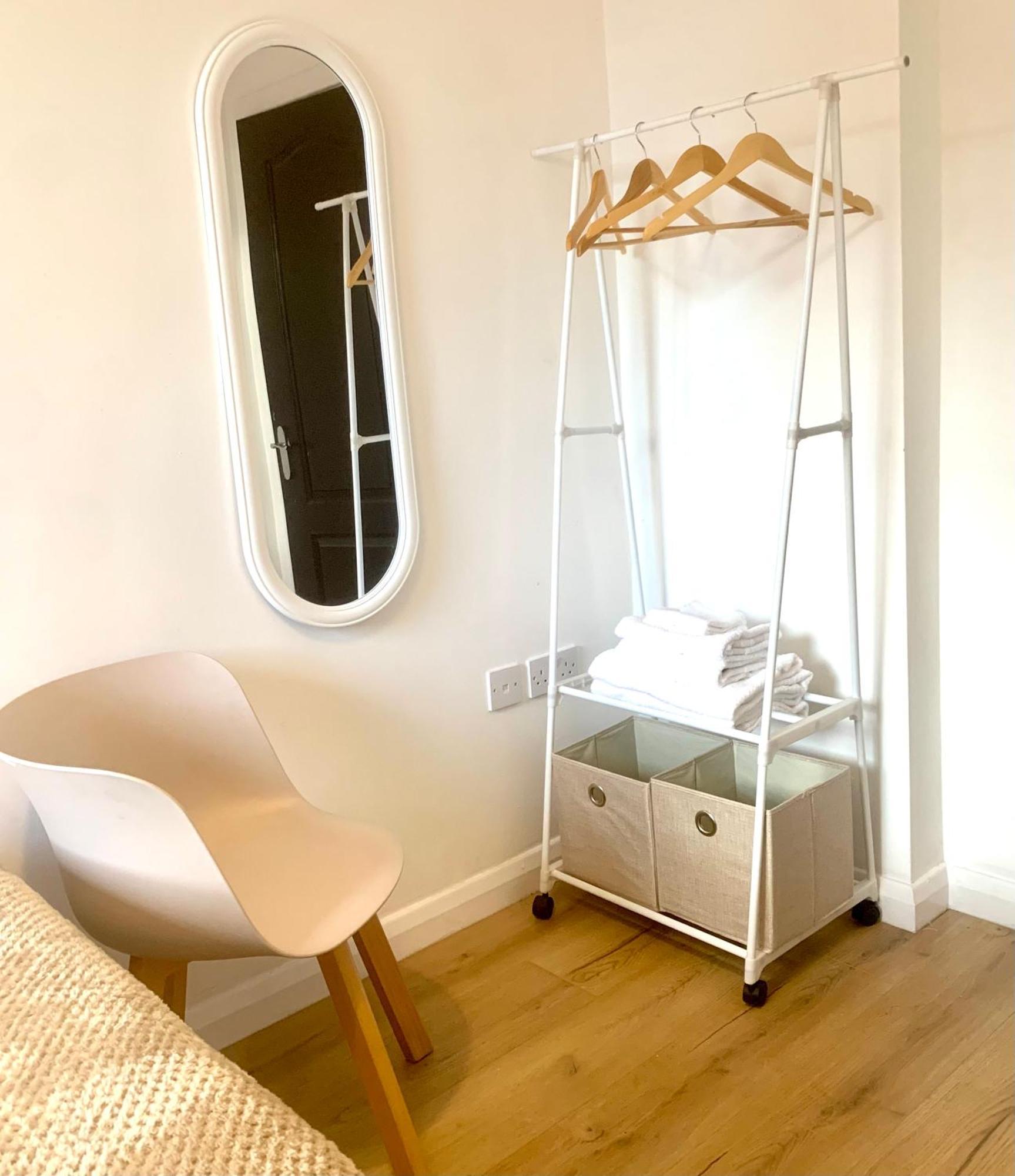 Large Stylish 3 Bedroom City Centre Apartment Free Secure Parking Liverpool Bagian luar foto